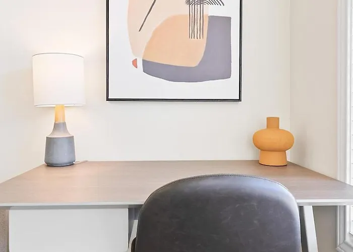 Landing Modern Apartment With Amazing Amenities